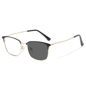 MK250417 <span class=keywords><strong>Gafas</strong></span> Bifocales de Lectura, <span class=keywords><strong>Gafas</strong></span> Cuadradas de Metal Anti Luz Azul, Bloqueo de Computadora, <span class=keywords><strong>Gafas</strong></span> <span class=keywords><strong>para</strong></span> <span class=keywords><strong>Ver</strong></span> Cerca y Lejos, Nueva Fábrica - Product Image 4