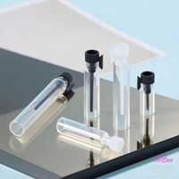 Effacer 1ml 2ml 3ml Mini Test Bouteille d'échantillon de parfum d'huile essentielle Petite bouteille en verre avec bâton en plastique Service d'étiquette personnalisée