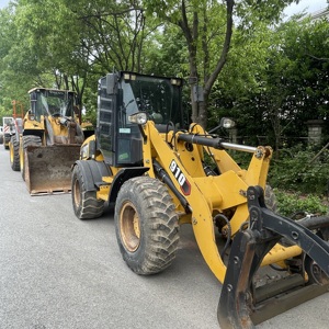 รถตักล้อยาง CAT 910M มือสอง ขนาด 9 ตัน รถตักล้อยางขนาดกะทัดรัด เครื่องจักรก่อสร้าง Caterpillar - Product Image 5