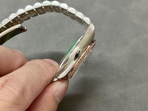 นาฬิกาสแตนเลสสตีลอัตโนมัติกันน้ำกลไกนาฬิกากันน้ำสีน้ำเงินออกแบบโดยดีไซเนอร์ของผู้ชาย - Product Image 5