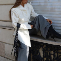 Chemises et hauts élégants pour femmes, personnalisés, à manches longues, blanches, boutonnées, texturés et structurés, collection été 2026, vente en gros