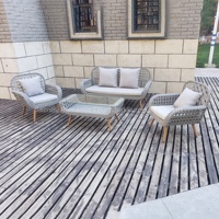 Chaise de bar extérieure en vrac ensemble de canapés de jardin en rotin table en osier pour l'extérieur ensemble de canapés de jardin patio mobilier d'extérieur
