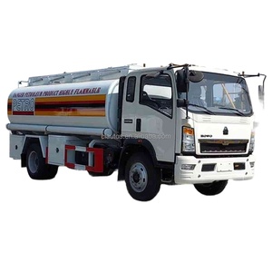 HOWO Camión cisterna <span class=keywords><strong>de</strong></span> combustible Isuzu <span class=keywords><strong>de</strong></span> 5 metros cúbicos con sistema dispensador <span class=keywords><strong>de</strong></span> combustible Dongfeng Tianlong <span class=keywords><strong>4x4</strong></span> 8000L para mercados del sur <span class=keywords><strong>de</strong></span> Asia - Product Image 1