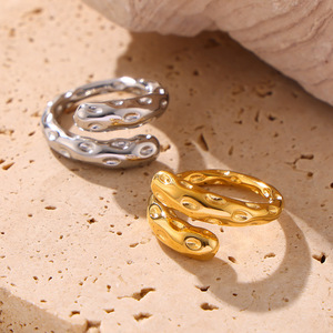 Anillo de Compromiso <span class=keywords><strong>Atila</strong></span> AJ-0222, Diseño Geométrico Irregular, Chapado en Oro de 18K, Acero Inoxidable, para Mujer - Product Image 4