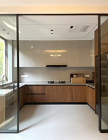 Armoires de cuisine modulaires personnalisées de style luxueux avec un design en bois écologique résistant à l'eau