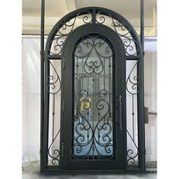 Puerta de Entrada Sencilla Arqueada de Hierro Forjado Moderna y de Lujo con Ventana de Vidrio con Diseño de Espiral y Función Antirrobo para Entrada Exterior de Villa