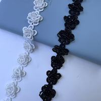 Ruban de dentelle perlée dorée 1,5 cm avec fleurs, strass et perles, noir et blanc, pour la couture de vêtements DIY, vente en gros