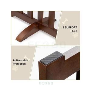 Puerta para Mascotas de Diseño Personalizado, 24 Pulgadas de Alto, Moderna, Ecológica, de Madera Sólida, Plegable, con Patas de Soporte - Product Image 6