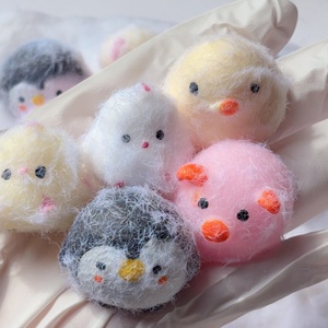 LuckyKoo Taba Squishy Mignon Anti-Stress en TPR en Forme d'Animaux (Pingouin, Canard, Cochon, Poussin) ou de Boule – Jouet Populaire pour Soulager le Stress - Product Image 1
