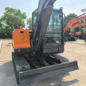 Mini-excavatrice sur chenilles d'occasion Doosan DH60D de 6 tonnes, d'origine coréenne, petite pelle hydraulique d'occasion à faible nombre d'heures de fonctionnement pour usage agricole et municipal - Product Image 4