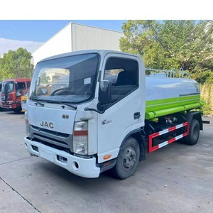 Camión Cisterna de Agua 4x2 de Bajo Precio, 5000 Litros, Camión Cisterna JAC con Aspersor de Agua en Venta - Product Image 5
