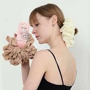 Coleteros de Satén Extra Grandes de Diseño, Coleteros Grandes y Modernos de Color Sólido para Decoración del Cabello - Product Image 1