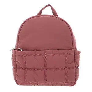2024 नई डिजाइन पिलो बैकपैक लाल फैशन छोटा ट्रैवल बैग लड़कियों और महिलाओं के लिए पफी रजाई बना हुआ बैकपैक