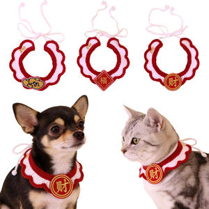 إكسسوارات حيوانات أليفة لطيفة لعيد الميلاد بالجملة، زي احتفالي مع منديل للعاب، وشاح أحمر للقطط والكلاب الصغيرة للعام الجديد - Product Image 1