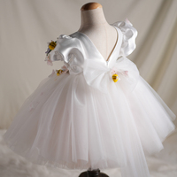 2026 derniers enfants en gros vêtements noël robe en tulle enfants princesse robe de soirée fleur filles robe avec appliques