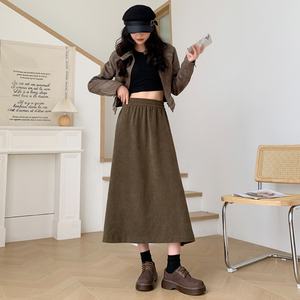 Jupe en laine mi-longue plissée taille haute coupe trapèze pour femme, style vintage, idéale pour le bureau, collection automne-hiver - Product Image 4