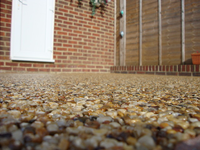 Résine époxy et durcisseur pour revêtements de sol en pierre, allées en béton, pavés, allées piétonnes, patios, fosses d'arbres et chemins