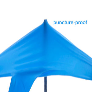 قفازات طبية من النتريل خالية من البودرة باللون الأزرق الداكن - Product Image 3