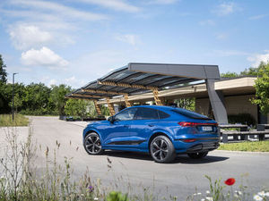 Pour Q6 Sportback E-<span class=keywords><strong>tron</strong></span> Performance 225kW Coupé SUV électrique Autonomie jusqu'à 756 km - Product Image 1
