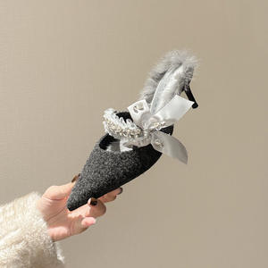 Chaussures d'été élégantes pour femmes en cuir véritable doré, style chinois, à talon aiguille et bout pointu, parfaites pour les mariages - Product Image 2