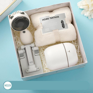 Set Regalo Estivo Personalizzato All'Ingrosso: Cappello da Sole e Ombrello per Apprezzamento Dipendenti/Clienti - Pacchetti Regalo Estivi Personalizzati - Product Image 3