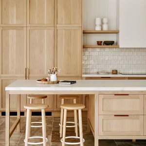 Armoires de cuisine modulaires sur mesure en chêne blanc européen pour quincaillerie, robinet en bois massif teinté en érable rustique américain, charnière - Product Image 6