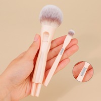 Pinceau de maquillage magnétique 4 en 1, outil cosmétique multifonction portable, application de fard à joues, de contour et d'ombres à paupières