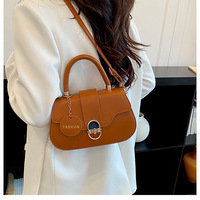 Sac rétro pour femme ; Sac carré élégant et tendance de couleur unie, nouveau sac à boucle avec surpiqûres