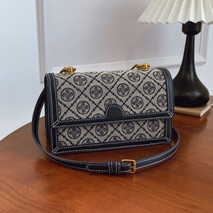 Sac messager pour femme de style vintage. Sac carré avec motifs géométriques. Convient à un usage quotidien. - Product Image 6