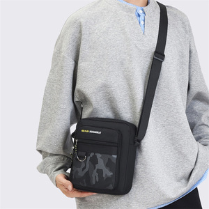 Kelylek Men's Crossbody Bag Large Capacity Camouflage Oxford Cloth Waterproof Shoulder Bag For Travel Commuting - Product Image 2