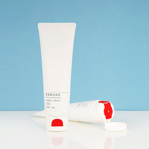 Tube souple cosmétique en plastique blanc personnalisé de 120g avec valve rouge et bouchon à clapet pour nettoyant visage aux acides aminés – Emballage compressible - Product Image 3