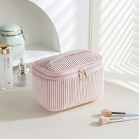 Matériel de flanelle Portable velours grande capacité rouge à lèvres ensemble de transport peut vendre séparément Logo personnalisé sac cosmétique