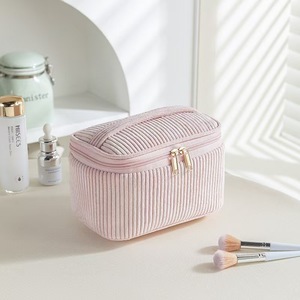 Il Set di rossetti di grande capacità in velluto portatile in materiale flanella può vendere borsa cosmetica con Logo personalizzata separatamente - Product Image 5