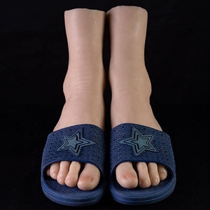 XINJI bir çift moda ayak modeli gerçekçi adam mankenler ayak seksi gerçekçi yumuşak silikon erkek ayak manken ayak - Product Image 3