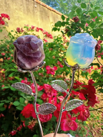 Vente en gros de fleurs de rose sculptées en cristal naturel avec tige métallique, ornement de guérison pour mariage, Saint-Valentin, fête des Mères
