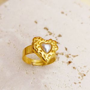 Perhiasan Grosir Lapis Emas 18K Baja Anti Karat <span class=keywords><strong>Set</strong></span> Perhiasan Anti Luntur Kalung Liontin Hati Mutiara Imitasi Cincin untuk Wanita - Product Image 6