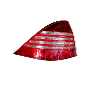 ไฟท้ายรถเบนซ์ S Class W220 รุ่น 2208200764 ABS ซ้ายขวา อะไหล่ทดแทน - Product Image 3