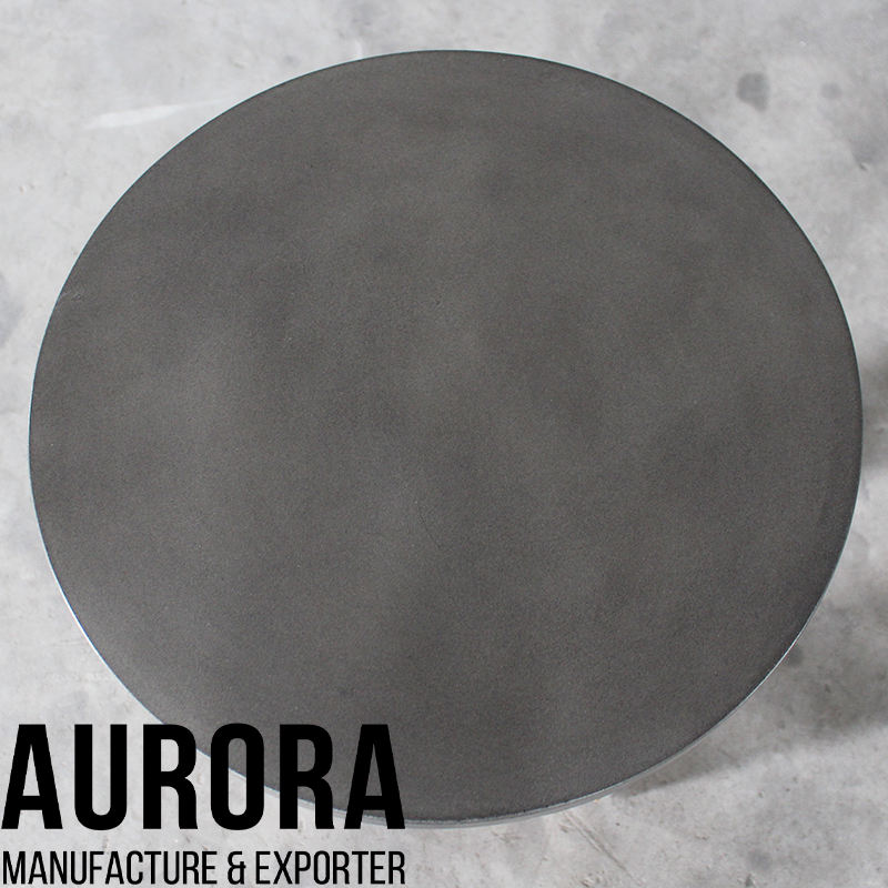 สีเทาเข้ม