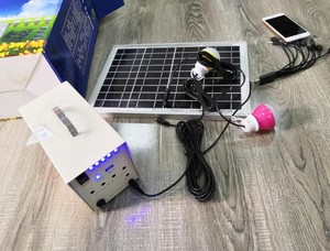 <span class=keywords><strong>Kit</strong></span> <span class=keywords><strong>Solar</strong></span> Inteligente de 20W <span class=keywords><strong>50W</strong></span> 100W, <span class=keywords><strong>Kit</strong></span> <span class=keywords><strong>Solar</strong></span> Portátil de 12V para Cargar Ventiladores Móviles de Corriente Continua, Kits Solares de 20W <span class=keywords><strong>50W</strong></span>, Fabricantes Chinos - Product Image 3
