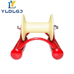 Galet <span class=keywords><strong>de</strong></span> guidage <span class=keywords><strong>de</strong></span> câble <span class=keywords><strong>en</strong></span> nylon à cadre rouge, à barres arquées et à bride évasée, non-marquant, pour guidage <span class=keywords><strong>de</strong></span> ligne aérienne, tirage et distribution - Product Image 4