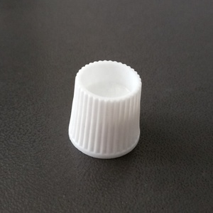 Capuchon à vis en <span class=keywords><strong>plastique</strong></span> M9 9 mm pour <span class=keywords><strong>tube</strong></span> de crème en aluminium - Product Image 1