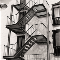 Escalier coupe-feu Prima EXIT-Use en acier et alliage d'aluminium pour projets de soudure en extérieur (parcs et villas)