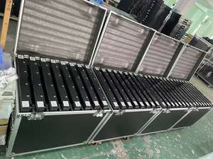 Pista de Baile LED Inalámbrica con Estrellas Blancas y Negras para Bodas - Product Image 3