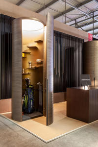 Rangement rond de luxe pour équipement de golf avec étagères en métal élégantes Armoire de rangement moderne pour équipement de golf - Product Image 3