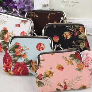 Kleine Canvas Bloemen Munt Portemonnees Rozenpatroon Geschenkzak Met Gesp Kiss Lock Verandering Zakje Mini Munt Portemonnee Vintage Snuisterijen Etui