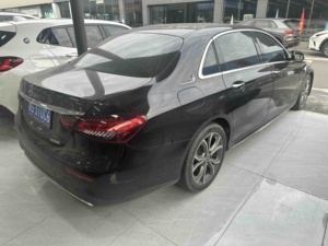 <span class=keywords><strong>Mercedes</strong></span>-Benz <span class=keywords><strong>Classe</strong></span> E Modèle 2022, E 300 L Révisée, Variante Élégante - Product Image 2