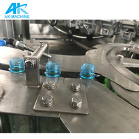 2000BPH 500ml 883 Usine de purification d'eau Ligne de production d'eau potable pour bouteilles complètes Machine de remplissage de petites bouteilles