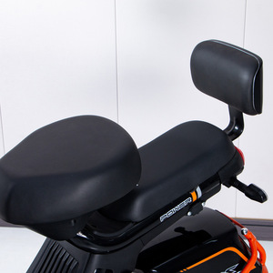Patineta Eléctrica Portátil sin Escobillas de 350W, Dos Ruedas, Neumáticos Desmontables de 14 Pulgadas, Gran Autonomía, Puede Transportar 150-200kg, Batería de Larga Duración - Product Image 3