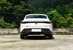 Changan Eado 2026 1.5T Édition Classique Berline Compacte Essence pour l'Exportation - Product Image 4