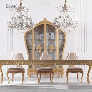 Armoire de salle à manger de style italien: sculptures ornées, portes en verre et accents dorés pour une présentation élégante - Product Image 2